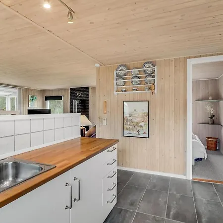 3 Bedroom Amazing In Holiday home *