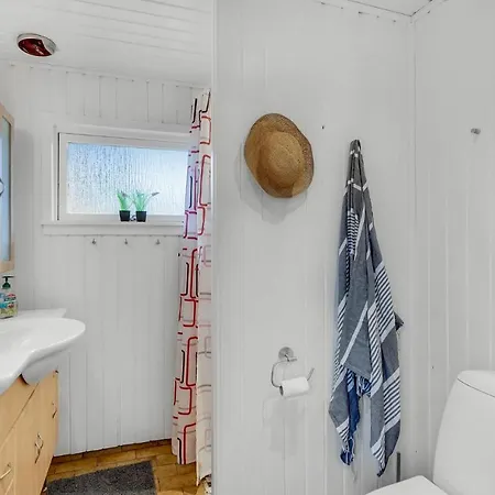 3 Bedroom Amazing In Oksbol (Syddanmark)